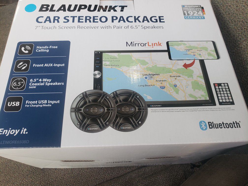 Blaupunkt double din and speaker package