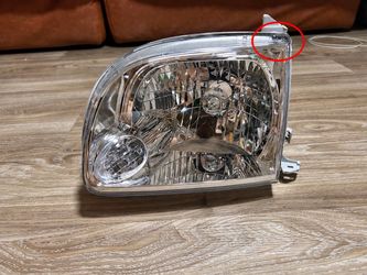 2005-2006 Toyota Tundra Eagle Eyes Left Driver Headlight TY812-B001L