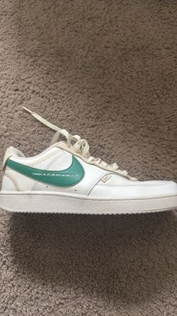 Used Nike court vision low premium size 9