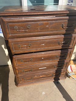 Dresser