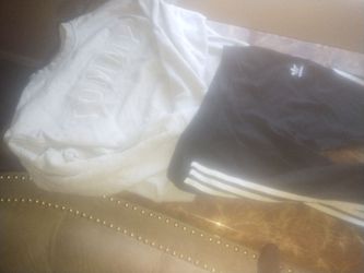 GET TOMMY HILFIGER BUNDLE NOW!!!
