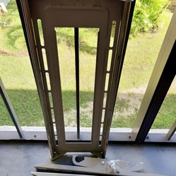 Wide Screen TV Mount