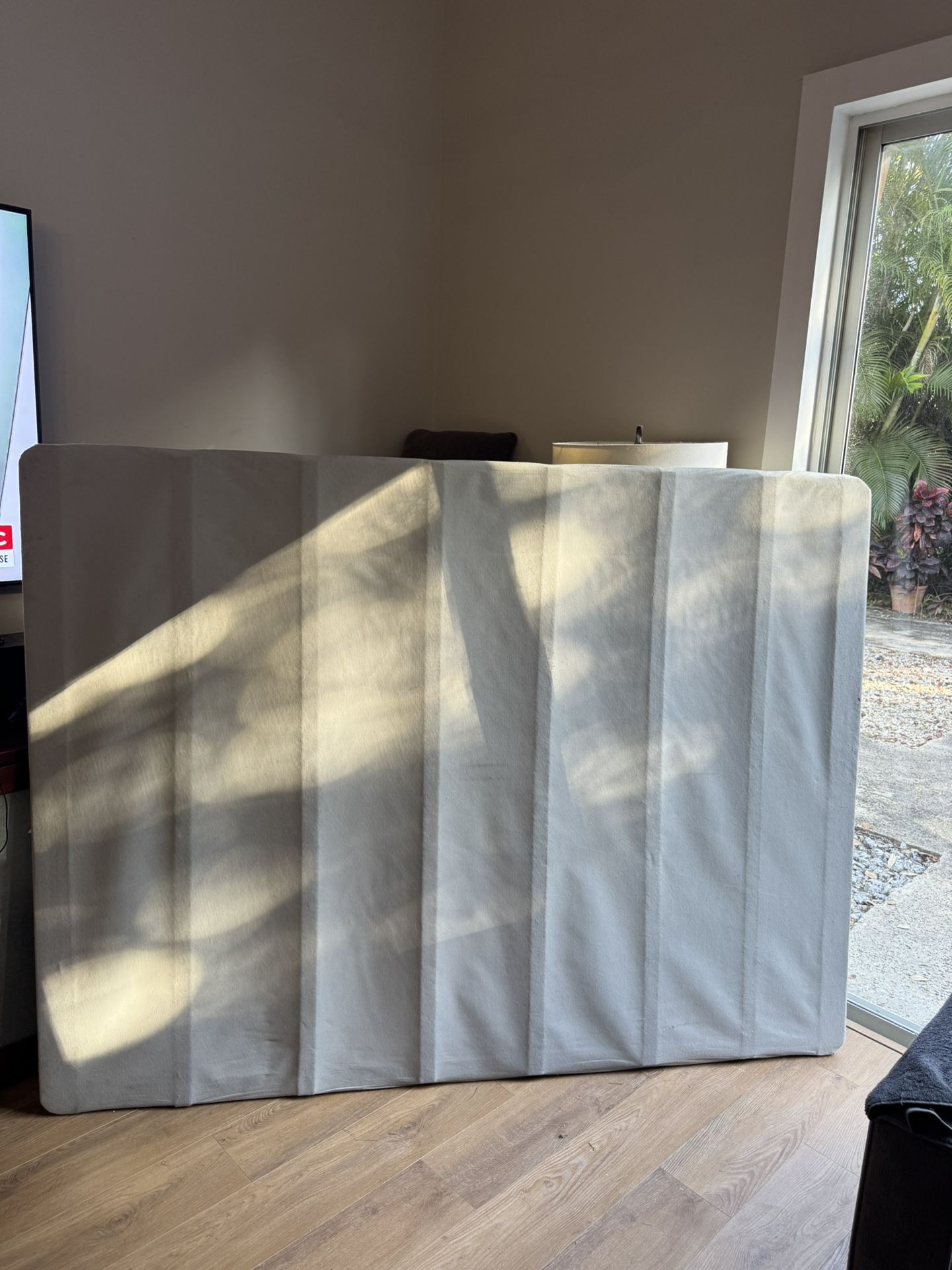 2 In. Queen Box Spring