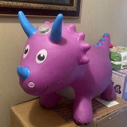 Bouncy Dinosaur And Bluey Ride On 