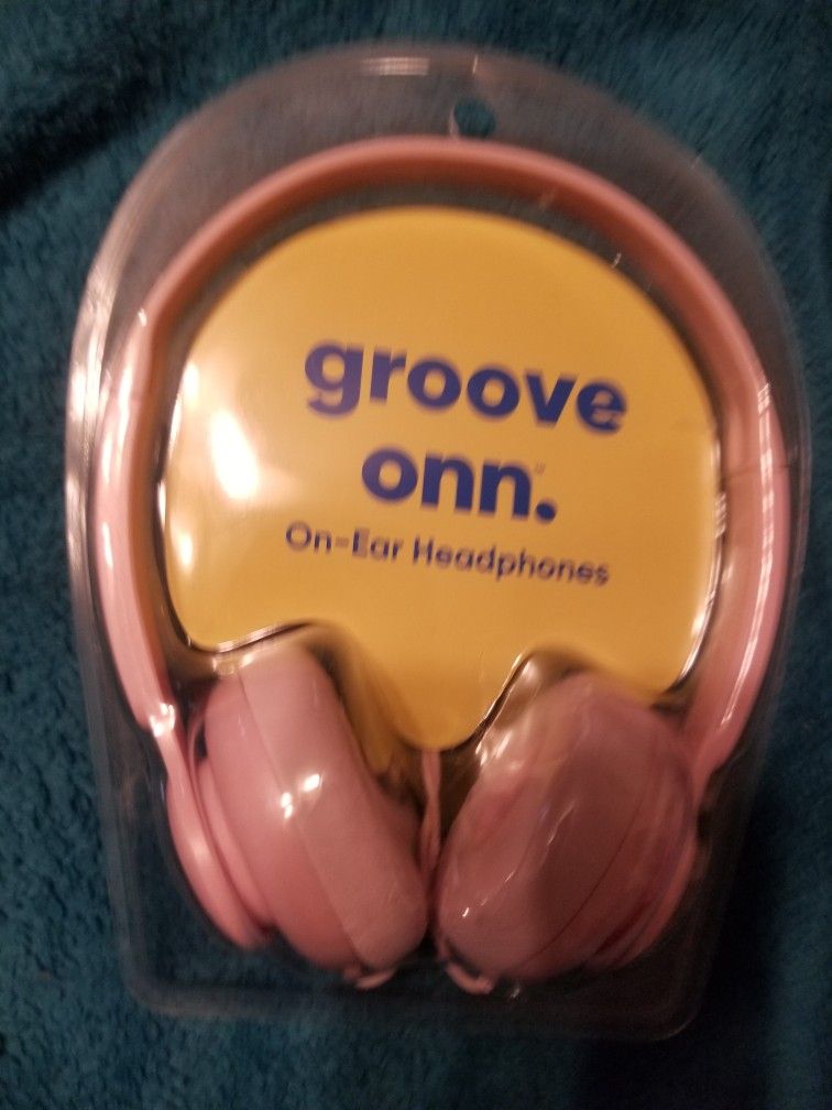 Pink ONN Groove Headphones