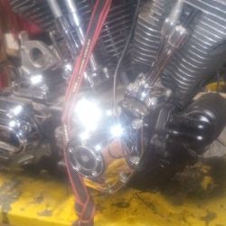 88 " Harley Davidson Motor And 5 speed Trans