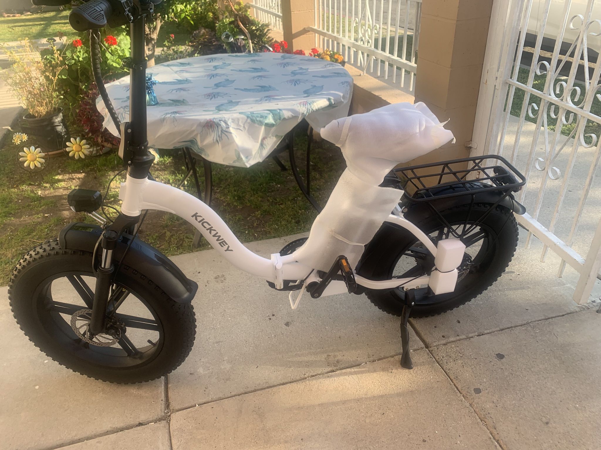 NEW KICKWEY ELECTRIC BIKE