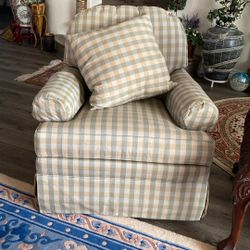 Formal living room chair