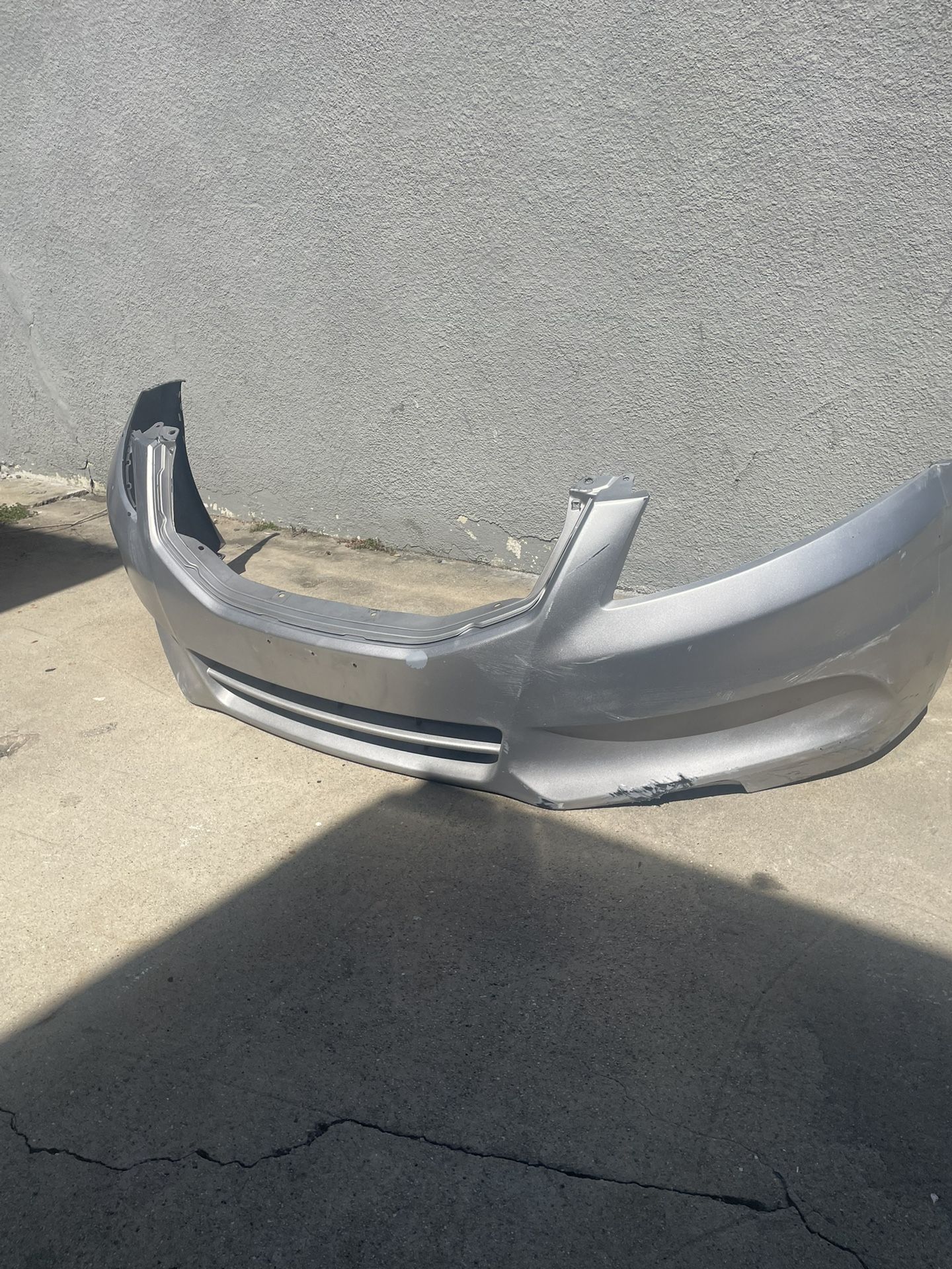 Honda Accord Front Bum
per 2011 for Sale in Los Angeles, CA - OfferUp