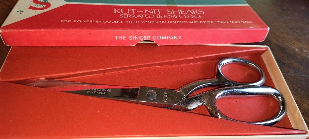 Singer Kut Nit Shears