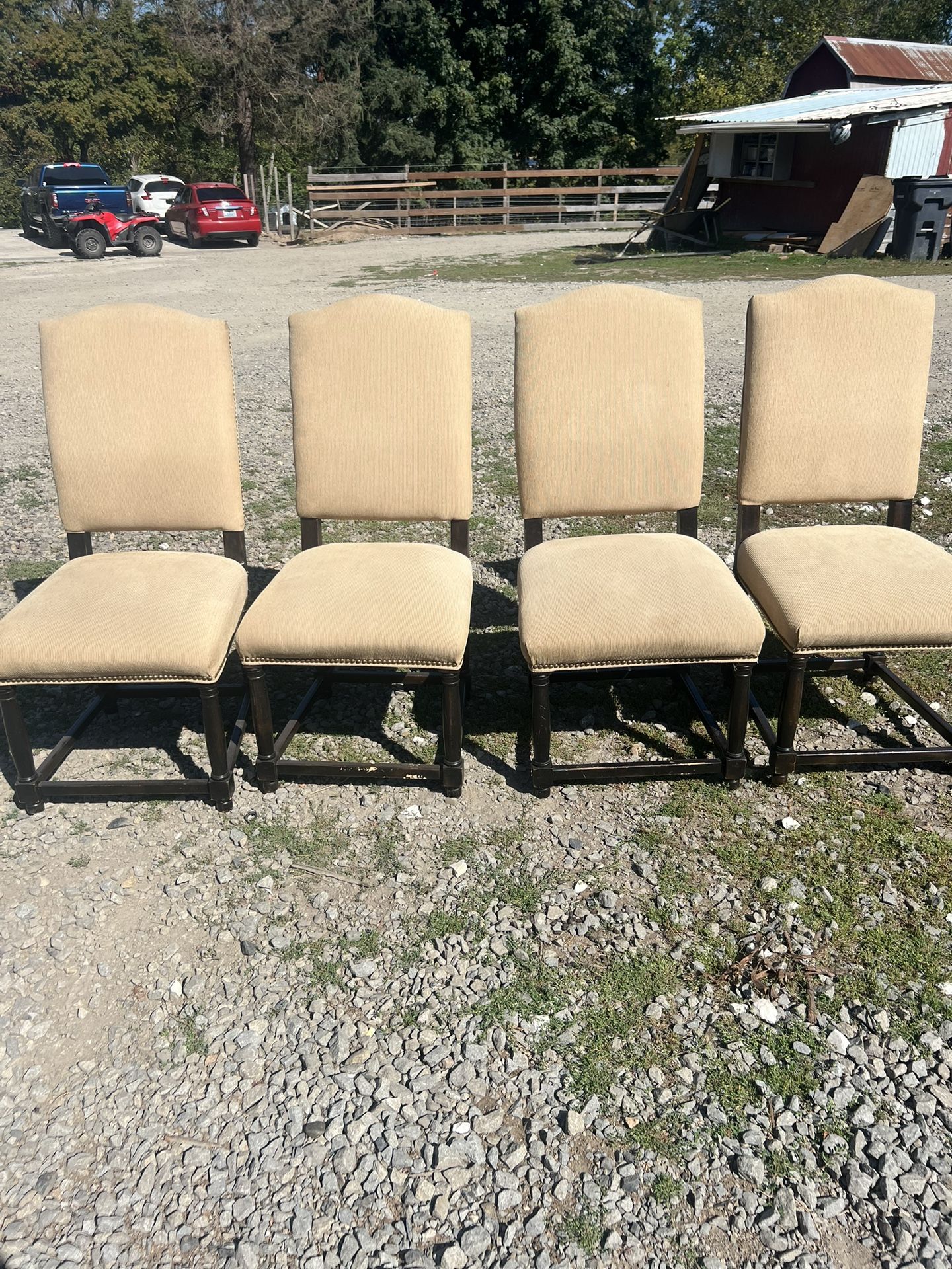 4 Chairs