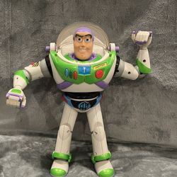 Vintage Hasbro Buzz Lightyear Figure 2001 Toy Story Pixar Movie Collectible