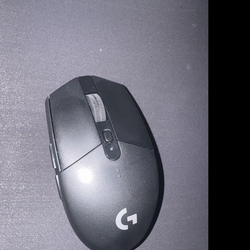 Logitech G305 mouse