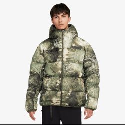 Nike ACG “Lunar Lake” Therma-Fit ADV Camo Puffer  FB8121-386 Size Small