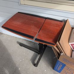 Free Laptop Stand