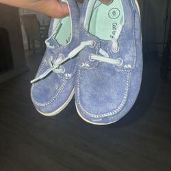 Boys Shoes Size 6