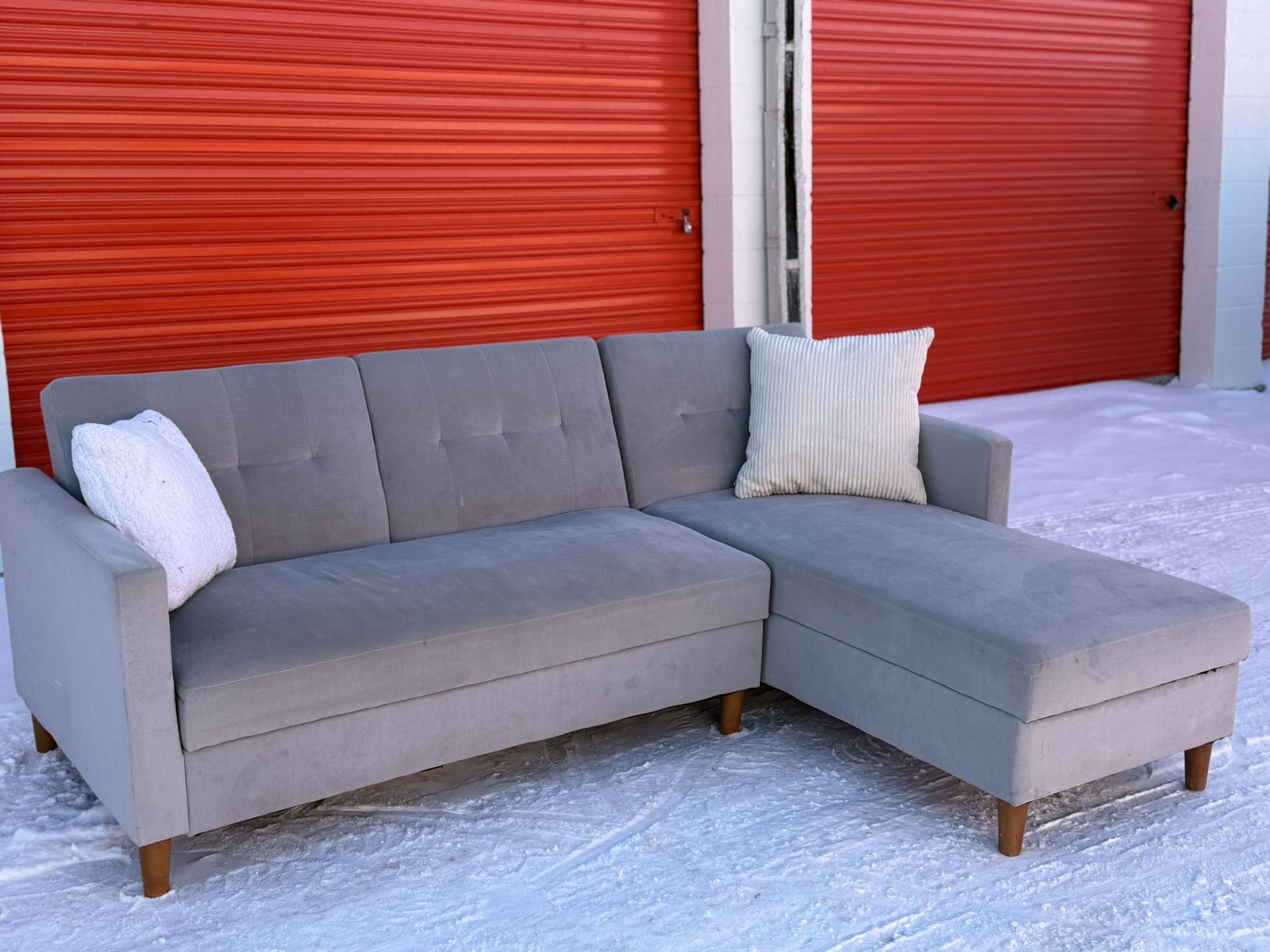 Modern Gray Sectional w/ Storage Chaise β Free Curbside Delivery