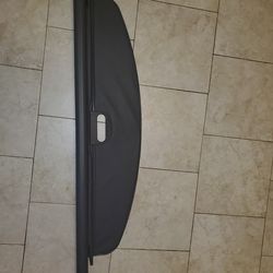 Cadillac Cargo Security Shadej
