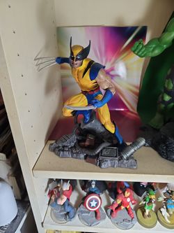 Wolverine Collection Figure