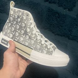 Dior Shoes