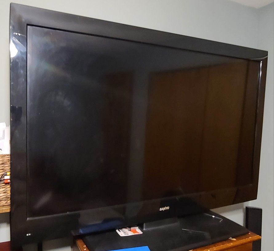 Sanyo DP55441 TV, 55in TV