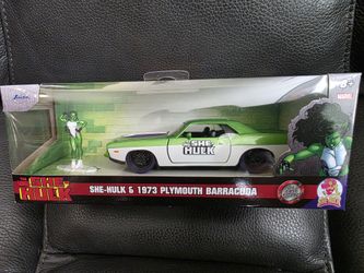 SHE-HULK & 1973 Plymouth Barracuda 1:32 Scale Die-Cast Car & 1.65" She-Hulk Figurine - Marvel -MISB