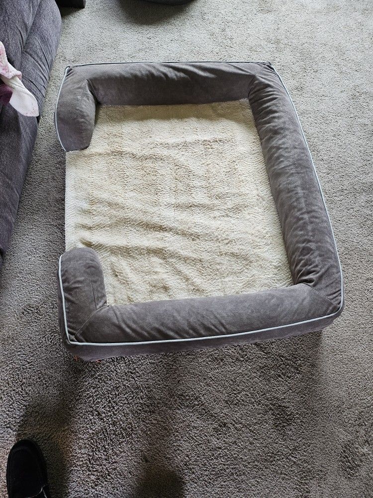 Very Comfy Dog Bed