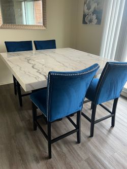 Dining Room Table Set