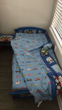 Toddler bed
