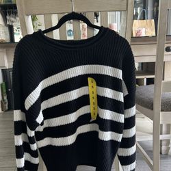 Brand New W/tags Woman’s Gap Sweater