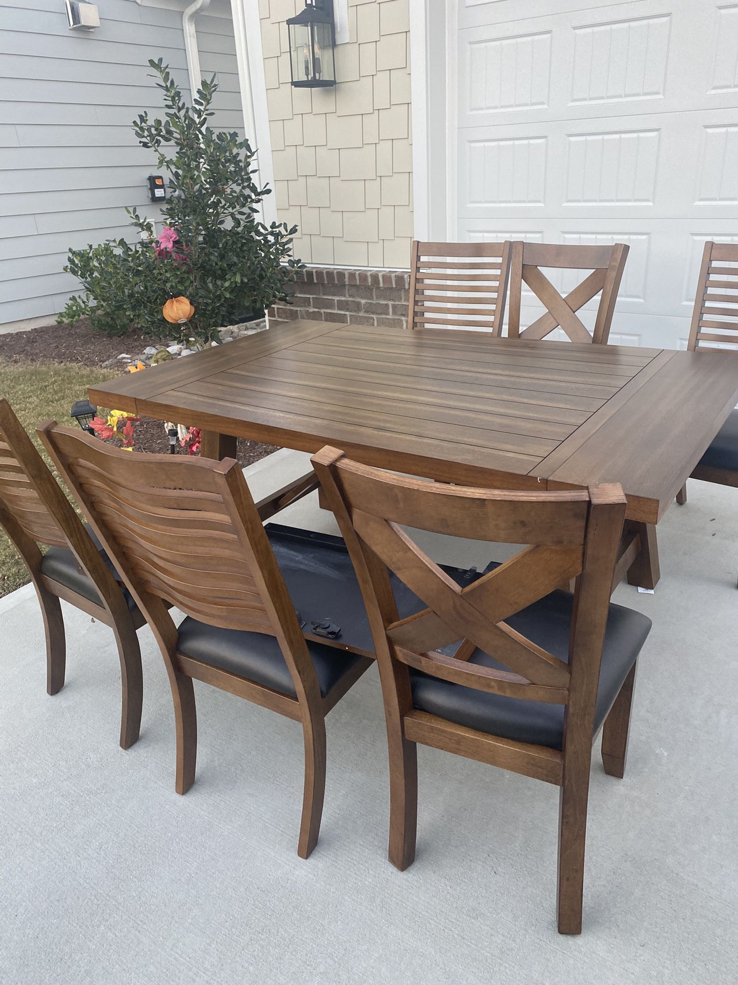 Dining room table with six chairs