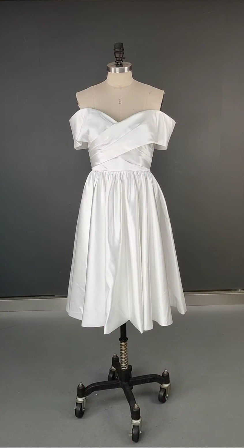 Vintage Tea-Length Wedding Dress