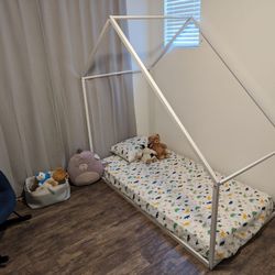 Kids Floor Bed - Twin