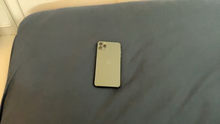 iPad 10 iPhone 11 Pro Max and AirPods