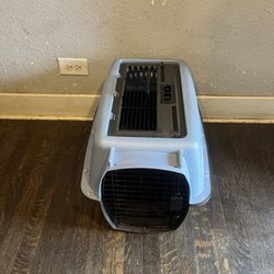 Petmate Two Door Top Load 24" Dog Kennel Travel Medium Pet Carrier for Pets Upto 15 lb