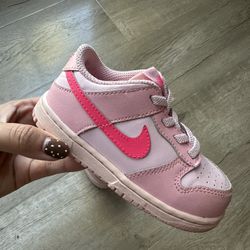 Nike Dunks