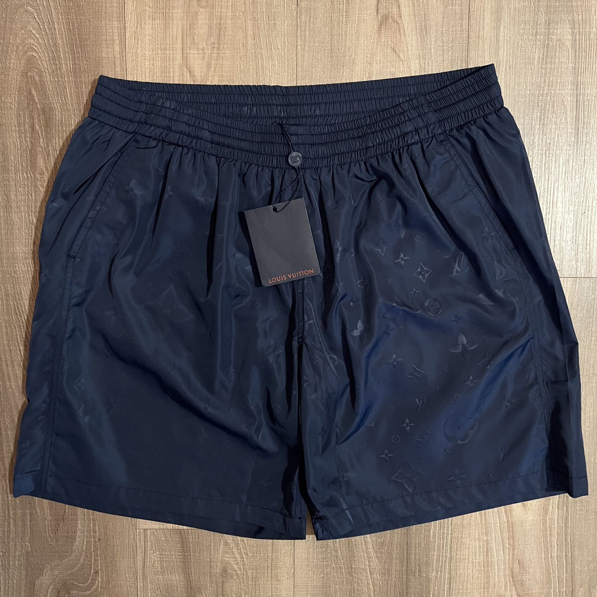LV Shorts Men’s Size L/XL