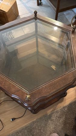 Octagon shaped table