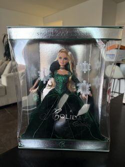 Holiday Barbie 2004 Edition 