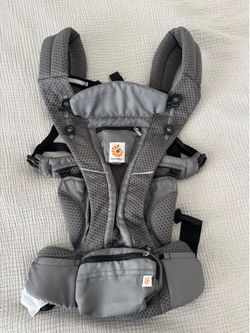 Ergo Baby Omni Breeze