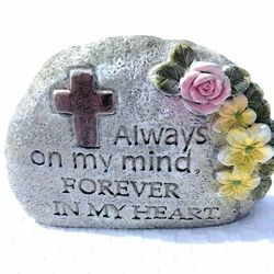 Memorial Outdoor Stone Decor (1)Heart (1)Cross or (1)Paw