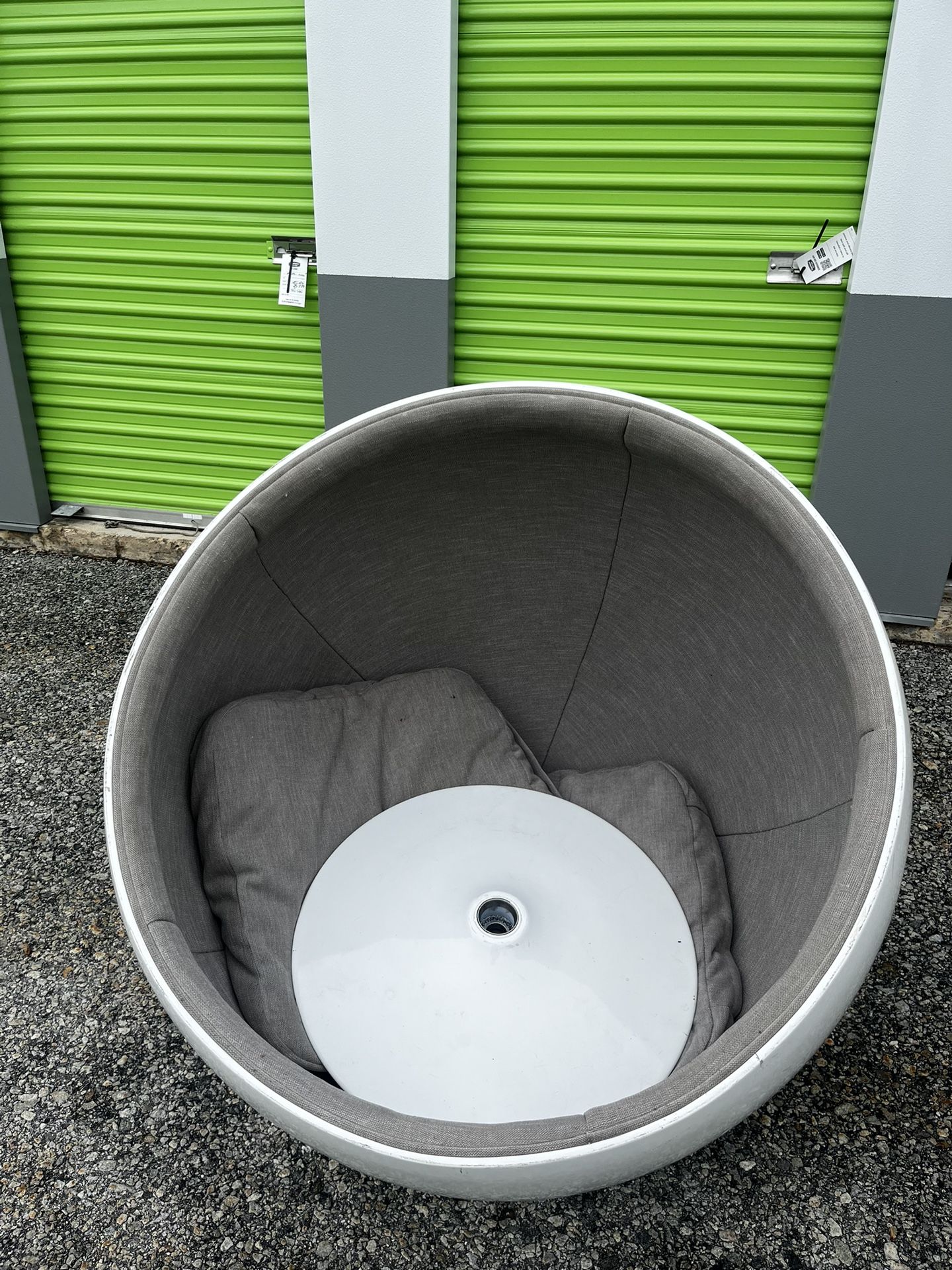 Egg Chair