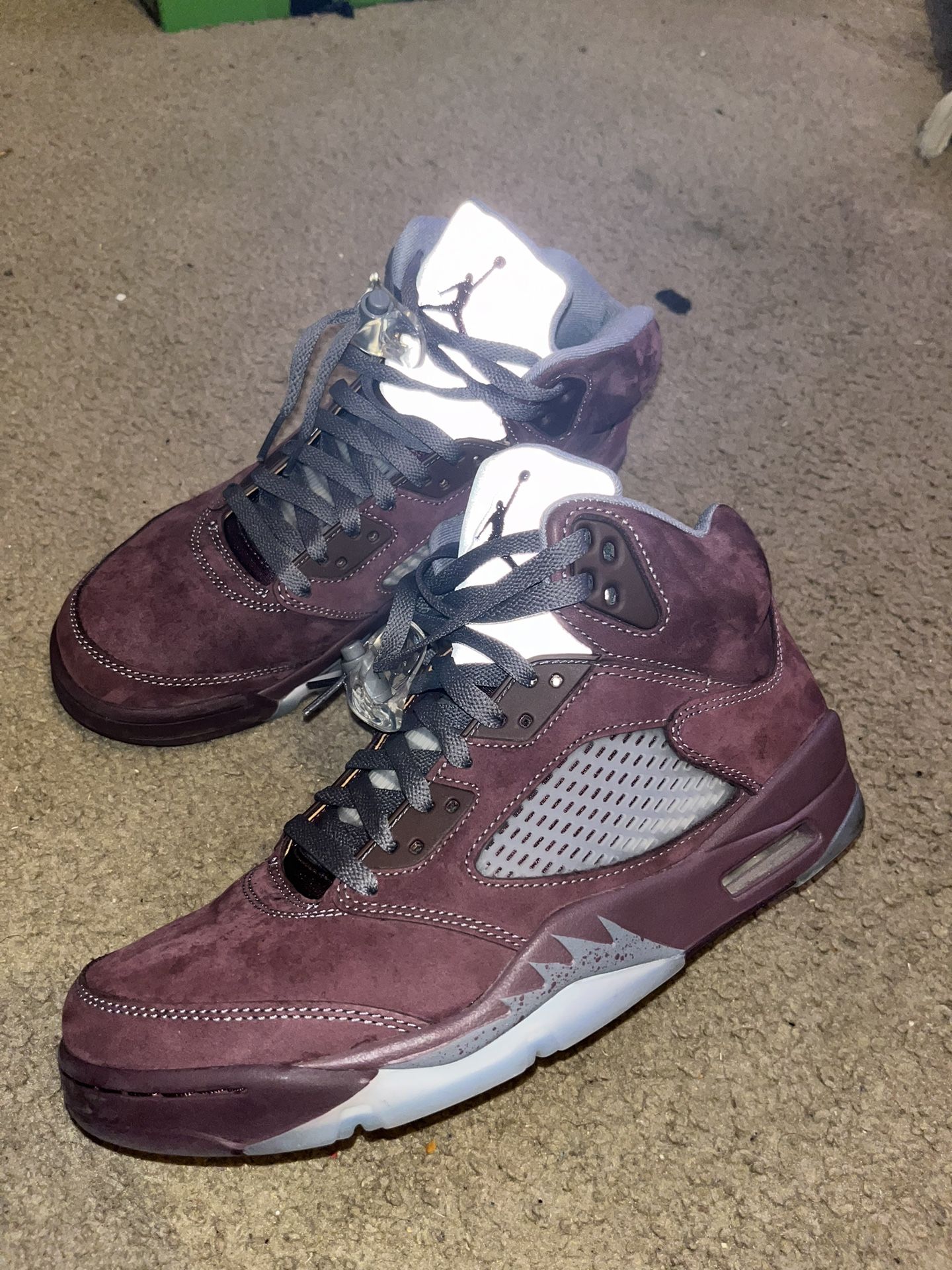 Jordan 5 Burgundy 9.5