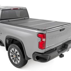 Rough Country Hard Flip-Up Truck Bed Tonneau Cover For Chevy Silverado & GMC Sierra 2500HD/3500HD (2020-2025) - Aluminum Tri-Fold Bed Cover, Fits 6'9 