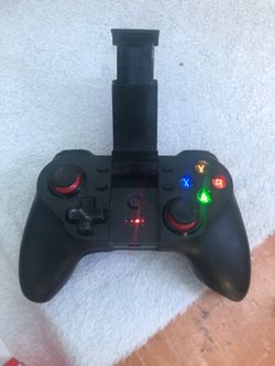 Bluetooth Gaming Controller