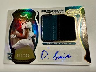 DeVonta Smith Certified Freshman Fabric RC Auto /199