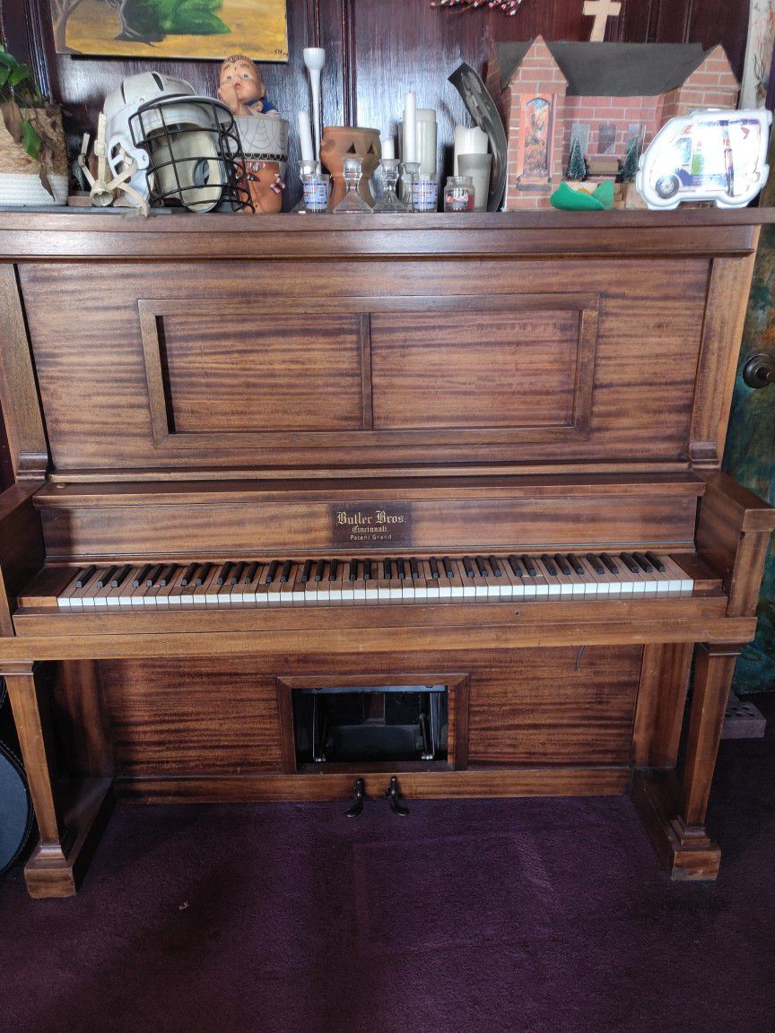 Antique Player Piano FREE