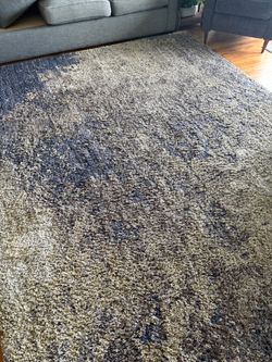 Blue-gray shag area rug