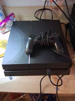 Ps4 w/controller