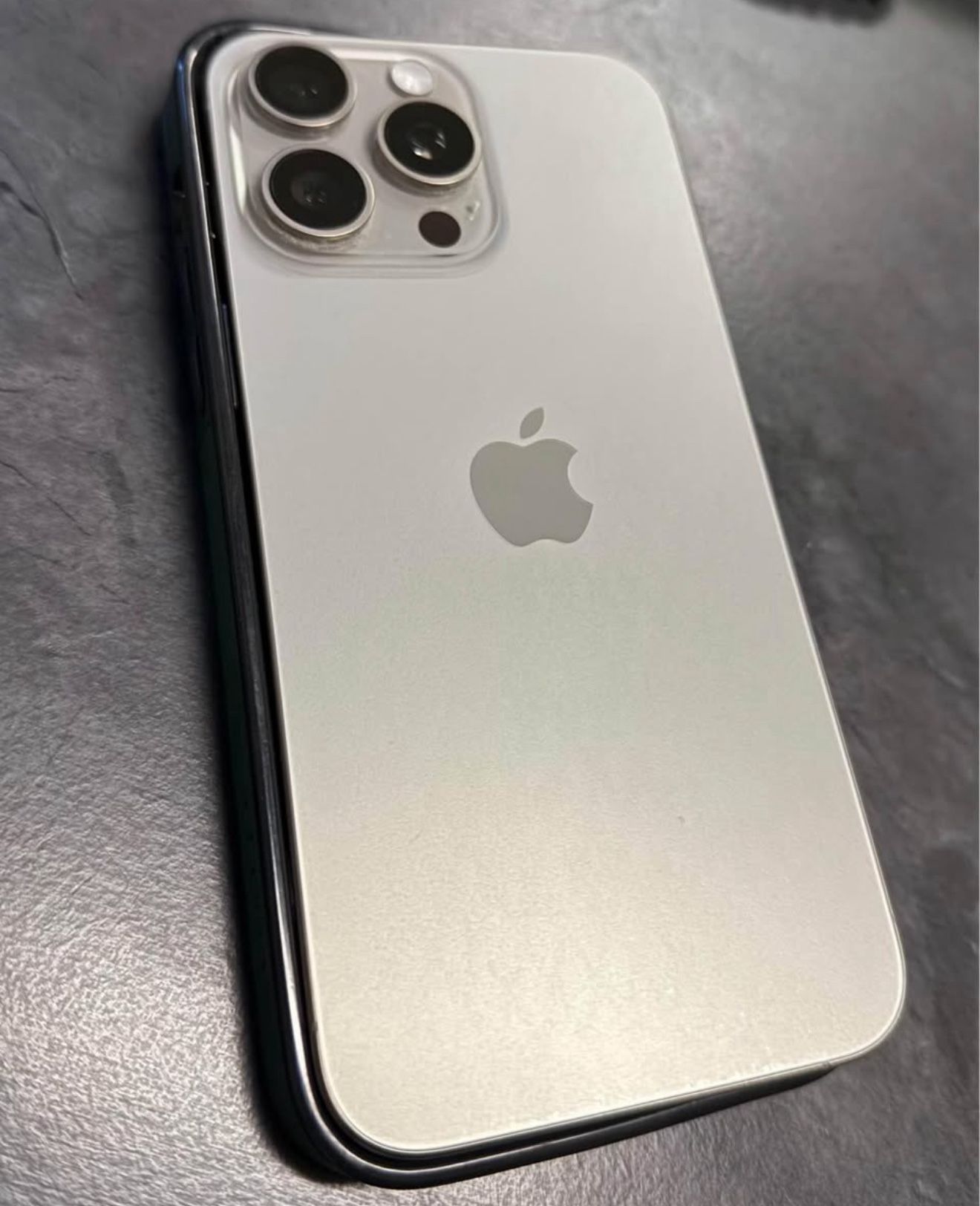 iPhone 15 Pro Max 512 GB Excellent Condition Unlocked